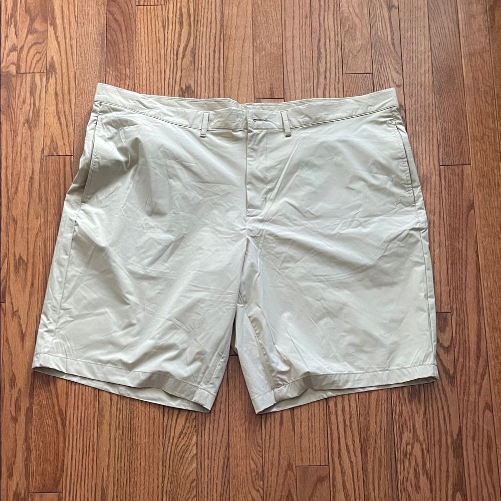 Robert Graham Khaki Classic Fit Golf Shorts Men’s Sz 44